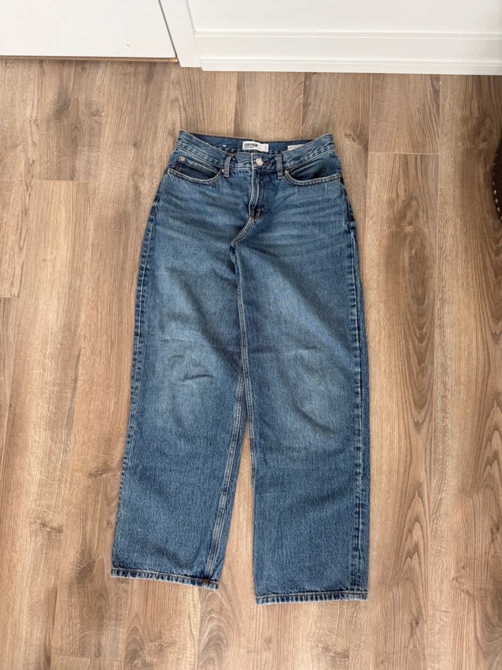 Garage low rise baggy jeans